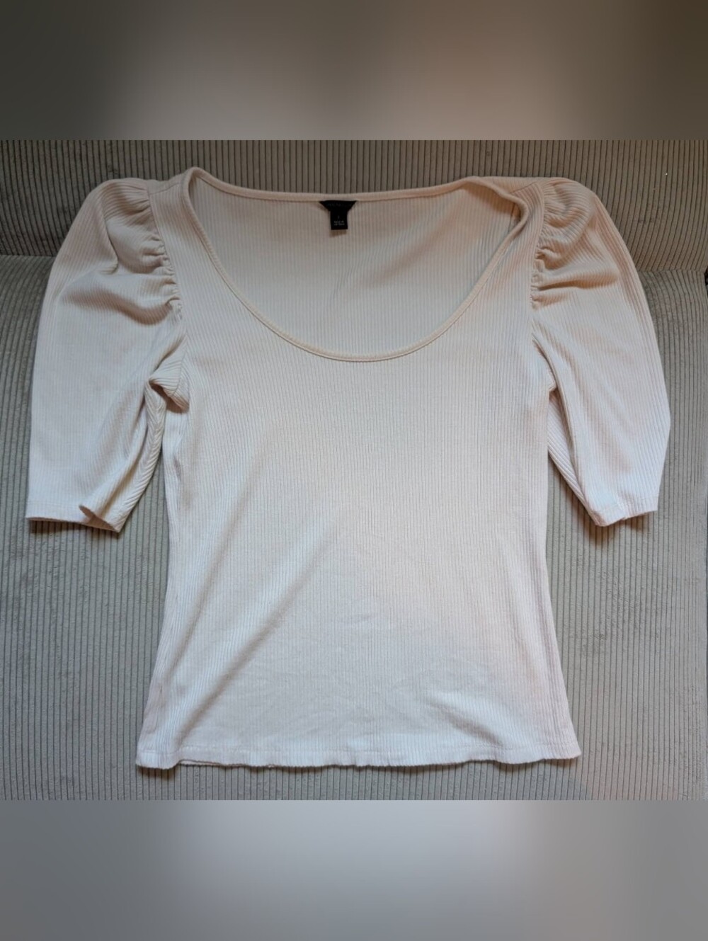 Ann Taylor Cream Ribbed Scoop Neck Puff Sleeve Top